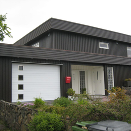 Ny garasje og inngangsparti i Blåskjellveien 9